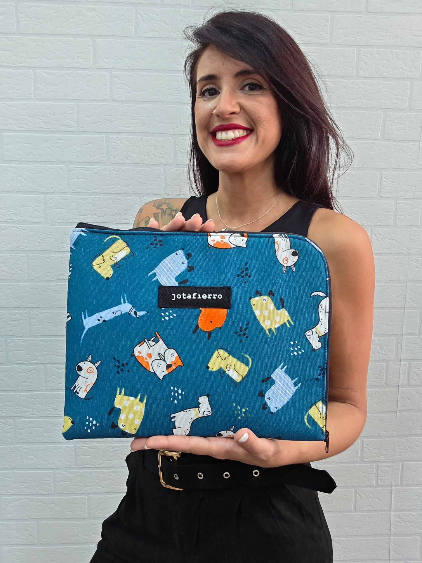 FUNDA IPAD PERRITOS TURQUESA