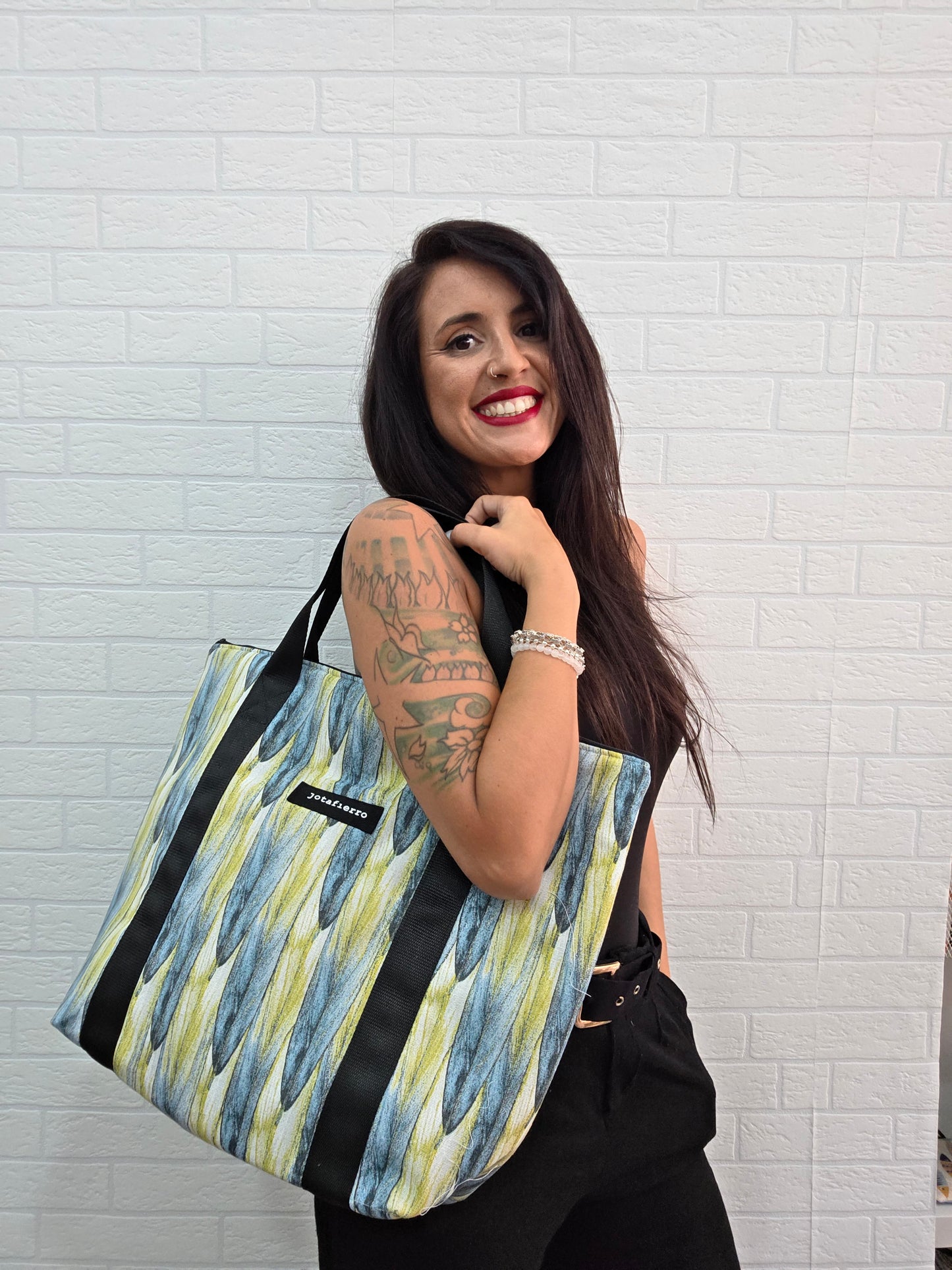 TOTE PREMIUM AVE MARÍA