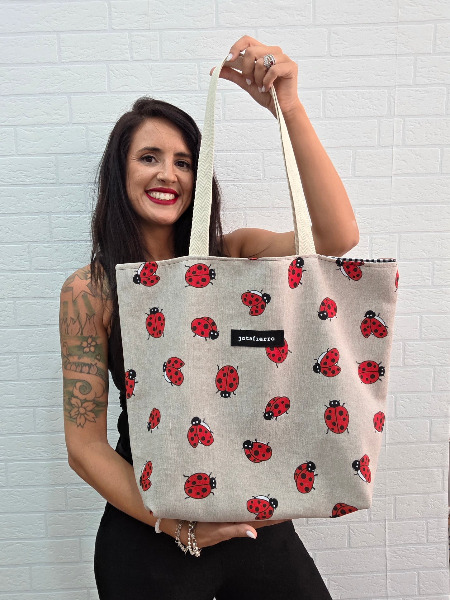 BOLSA REVERSIBLE MARIQUITAS