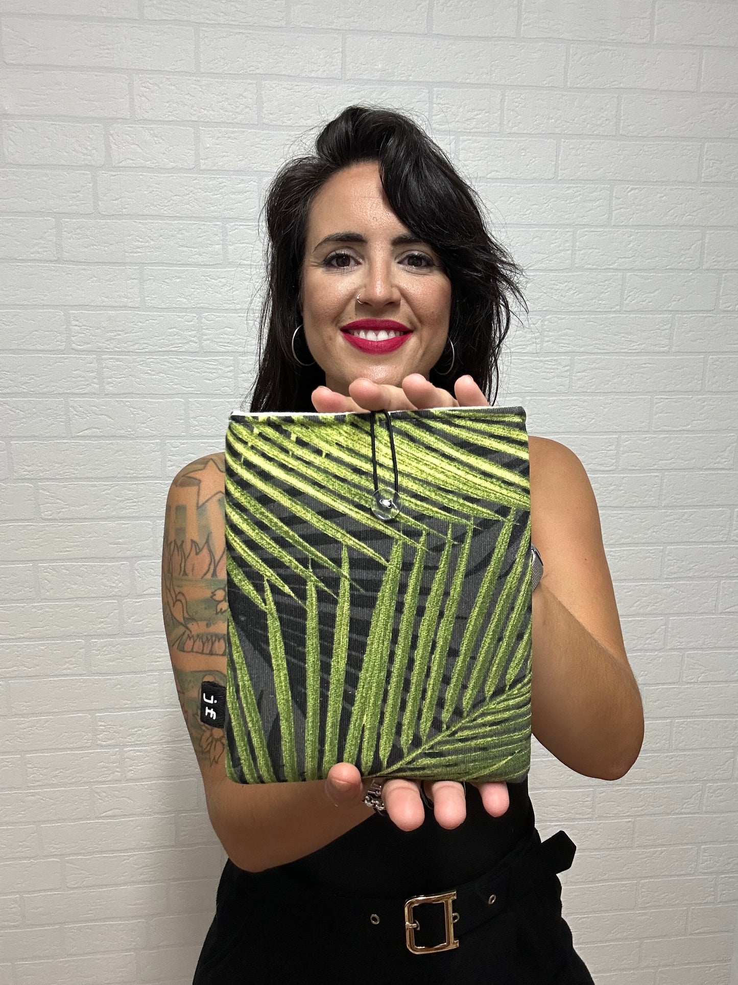 FUNDA DE EBOOK BRIDGET