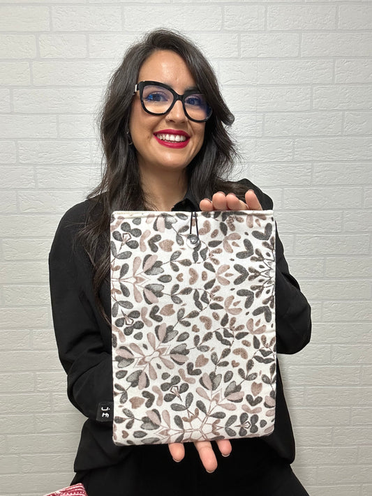 FUNDA DE LIBRO VILLA AMORE