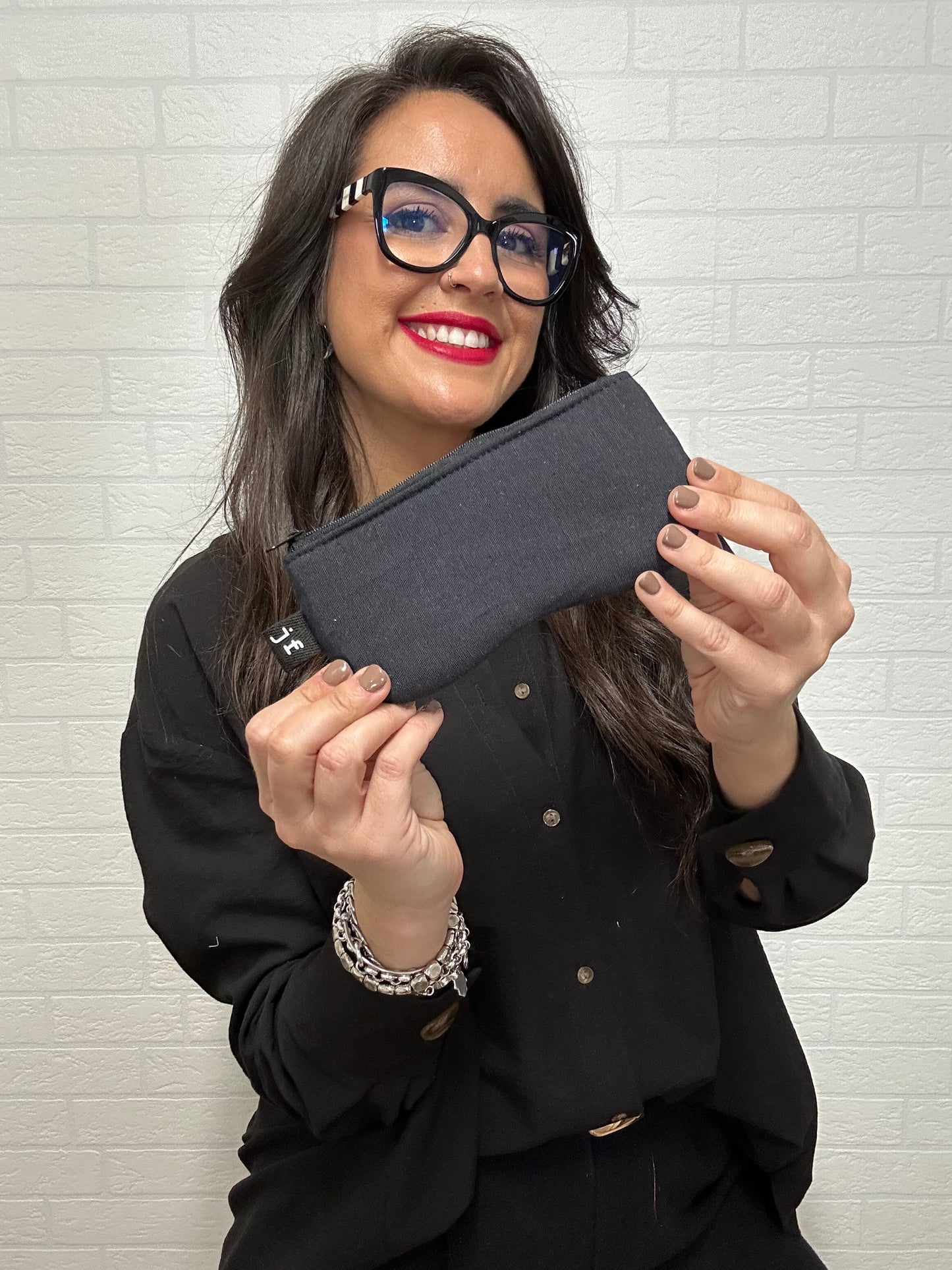 FUNDA DE GAFAS NEGRO
