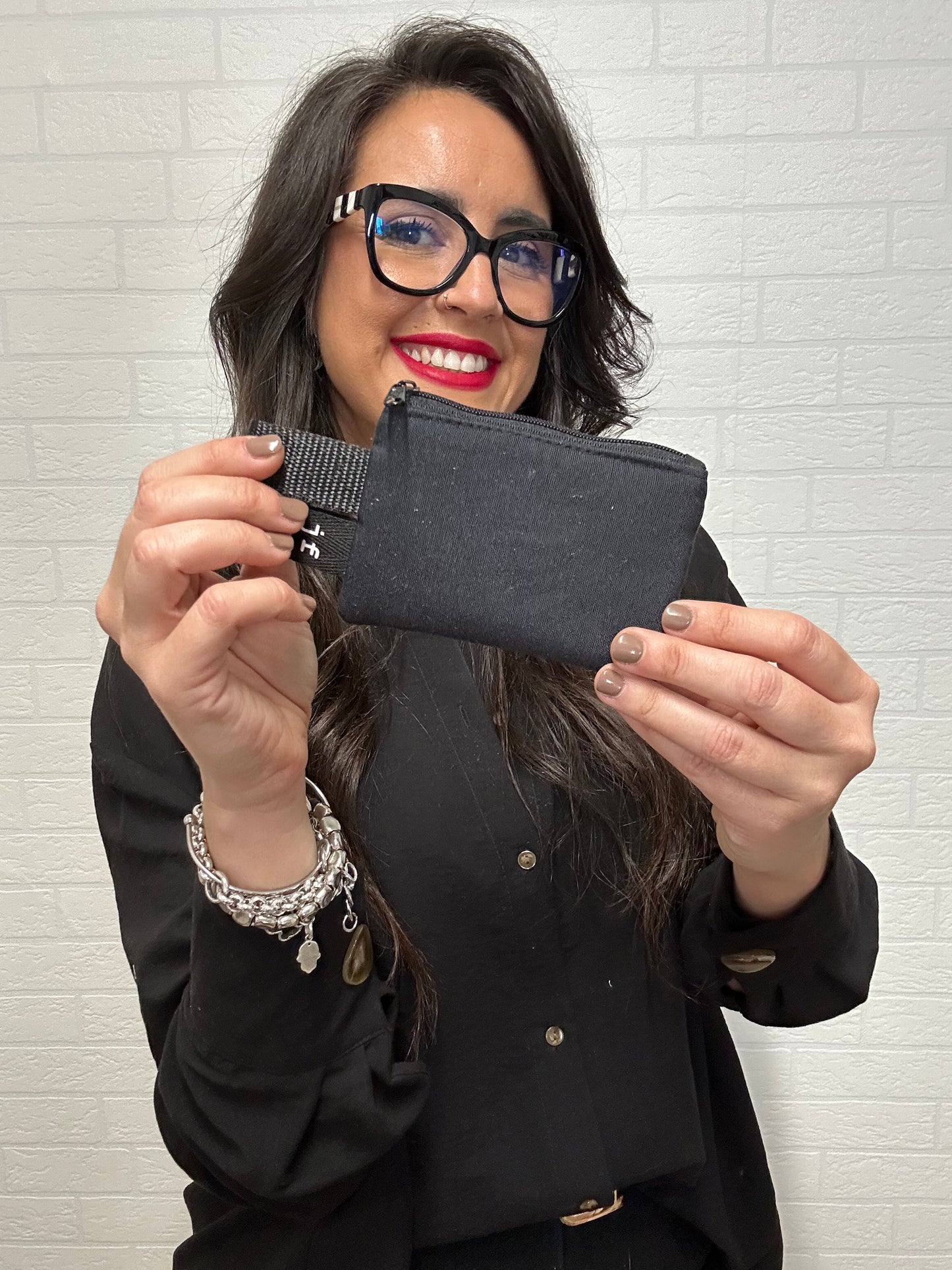 CARTERA POCKET -NEGRA