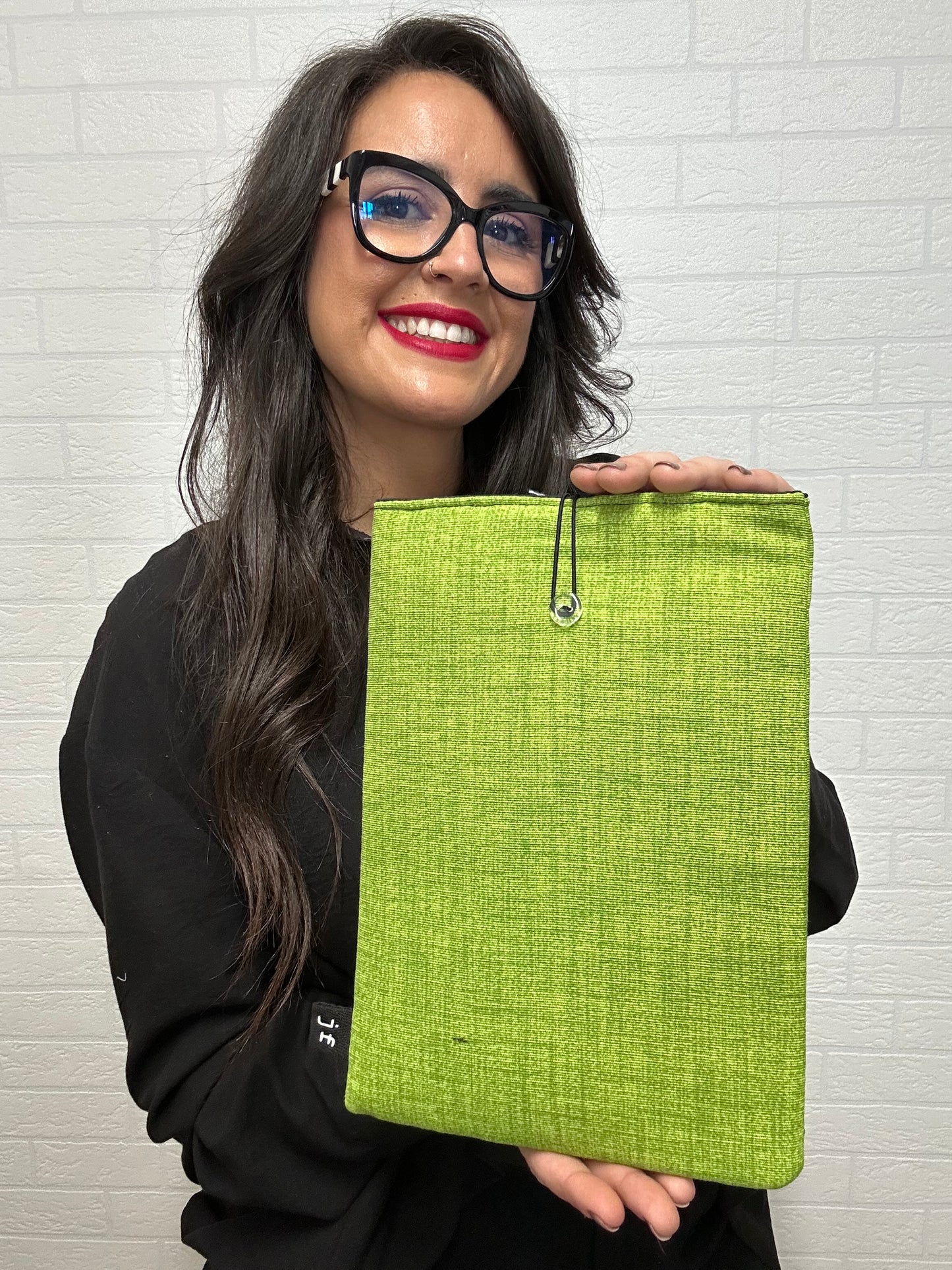 FUNDA DE LIBRO VERDE PISTACHO