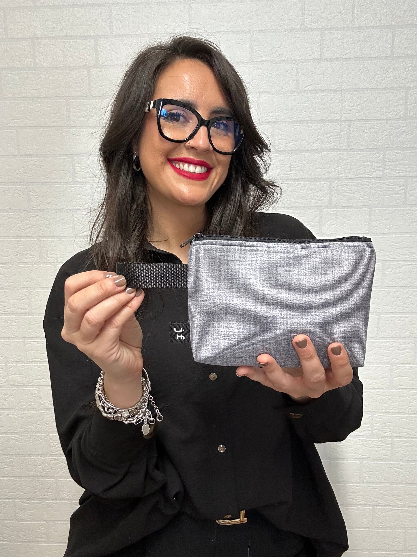 NECESER GRIS PERLA
