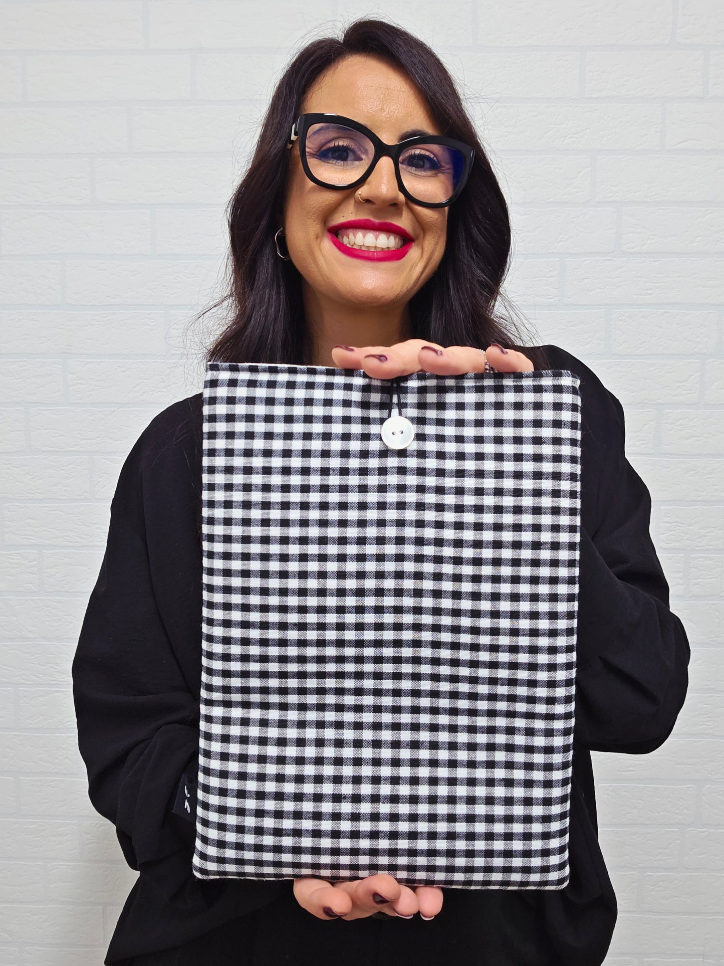 FUNDA DE LIBRO VICHY NEGRO