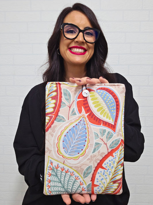 FUNDA DE LIBRO LADY GUADALUPE