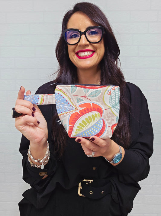 NECESER LITTLE LADY GUADALUPE