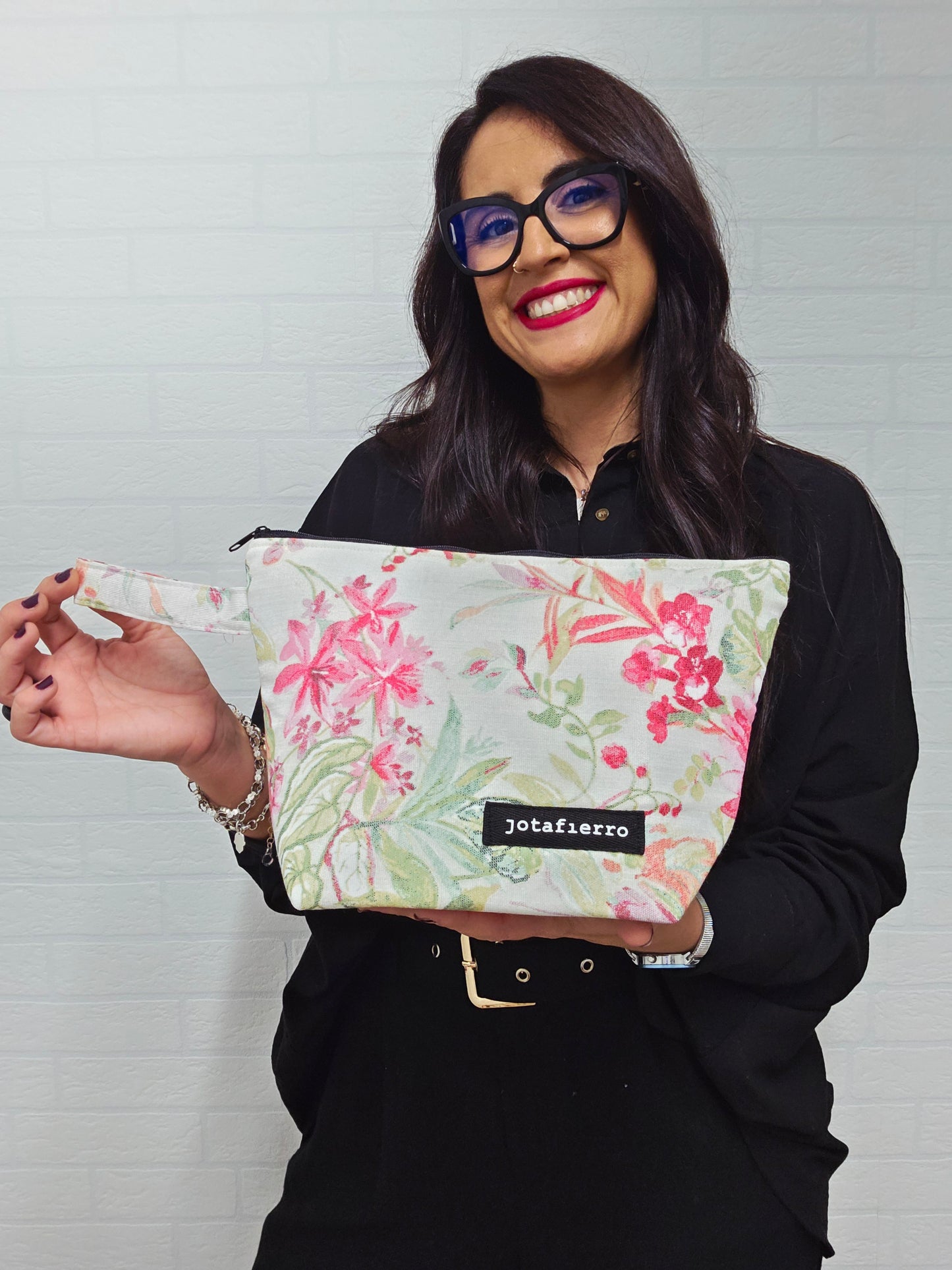 NECESER QUERIDA CAMELIA