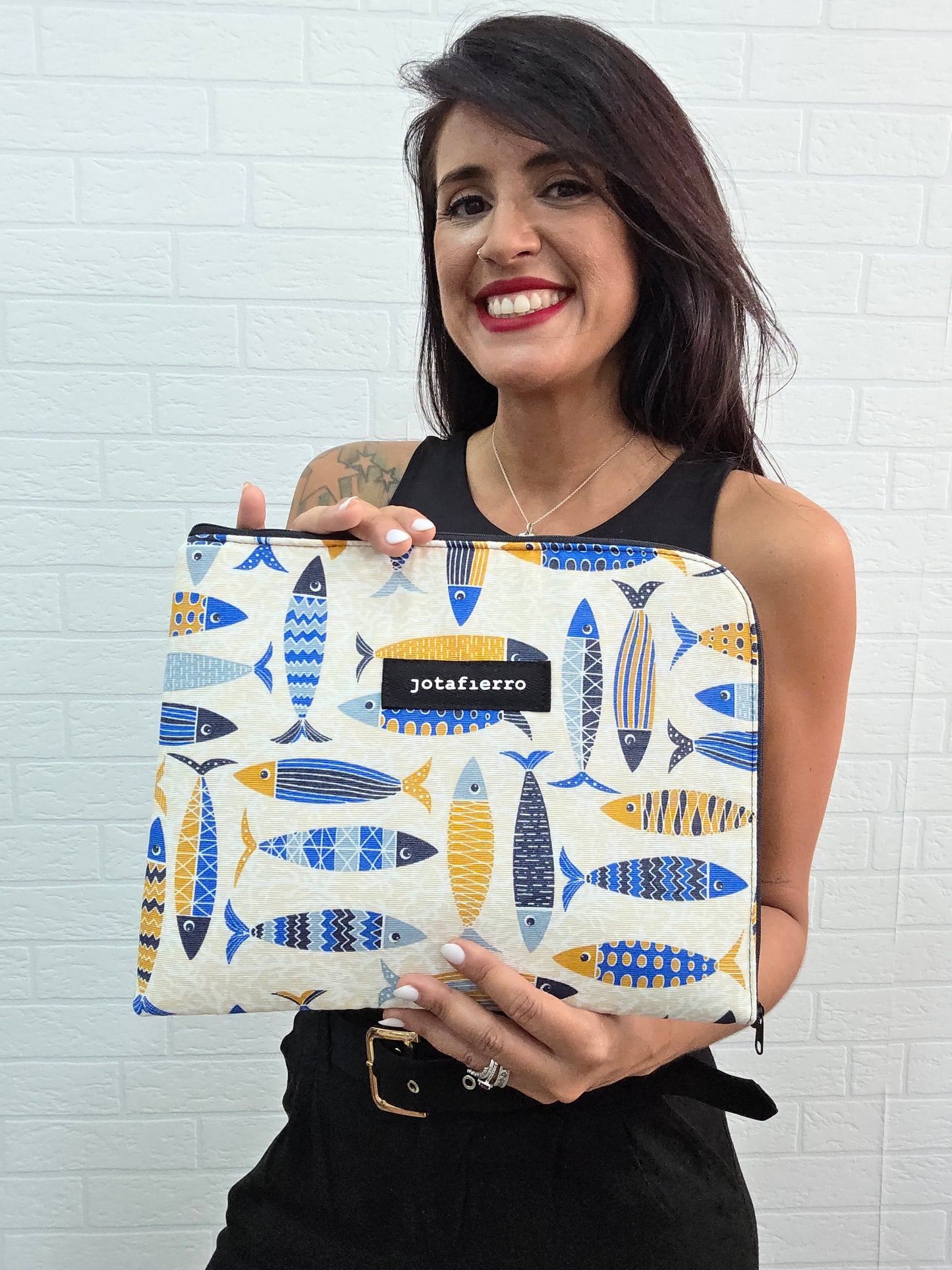 FUNDA IPAD PECES