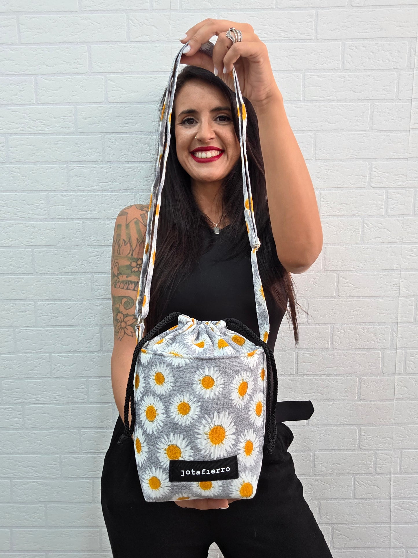 BOMBONERA MARGARITA LA MORENA