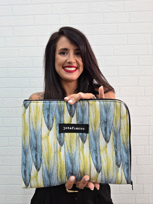 FUNDA IPAD AVE MARÍA