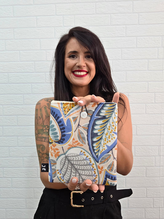 FUNDA EBOOK LADY GENOVEVA