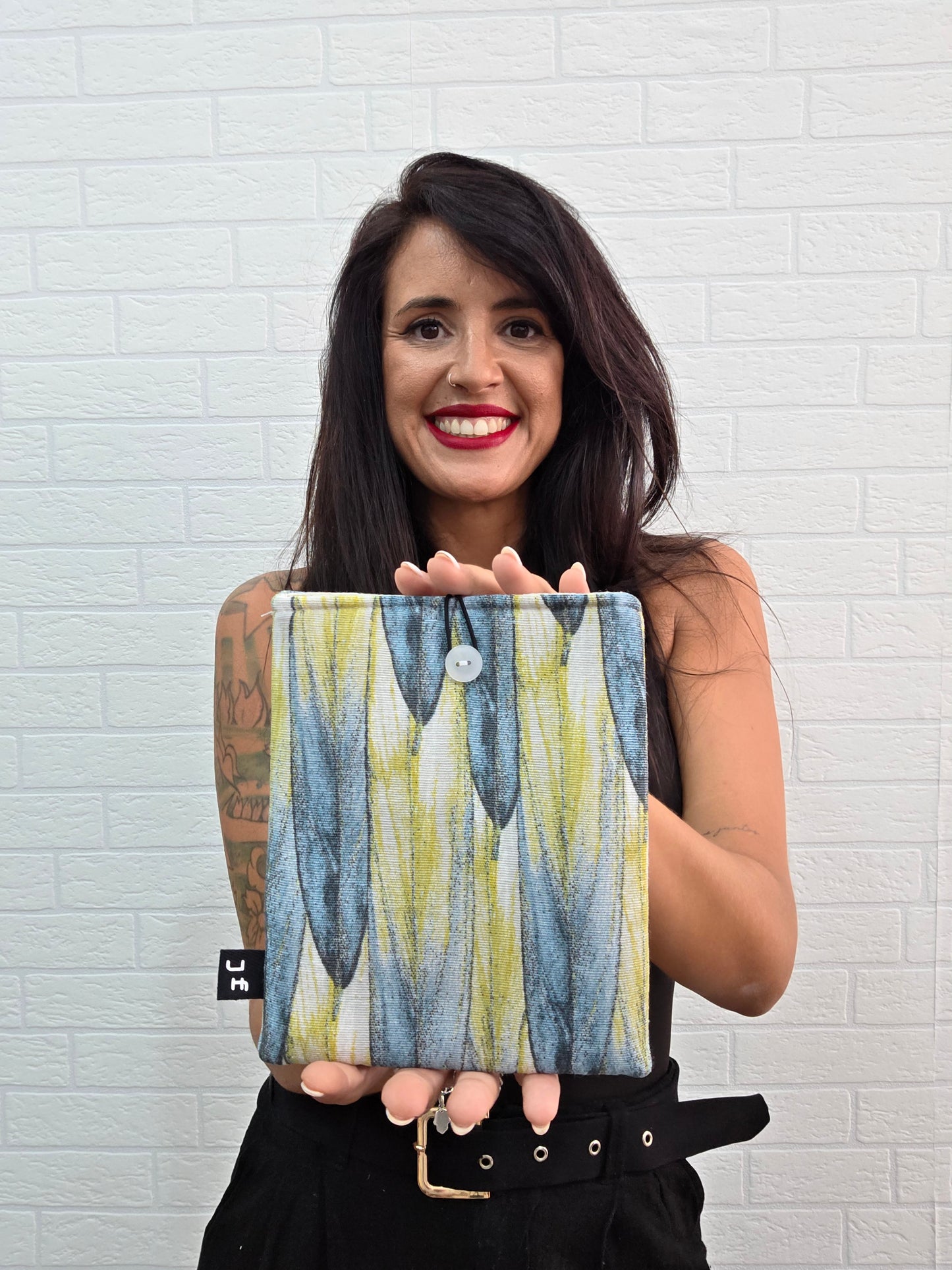 FUNDA EBOOK AVE MARÍA