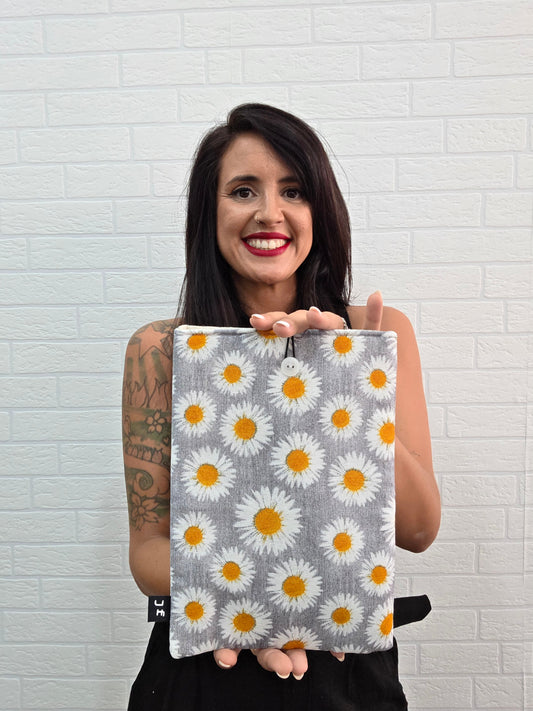 FUNDA LIBRO MARGARITA LA MORENA