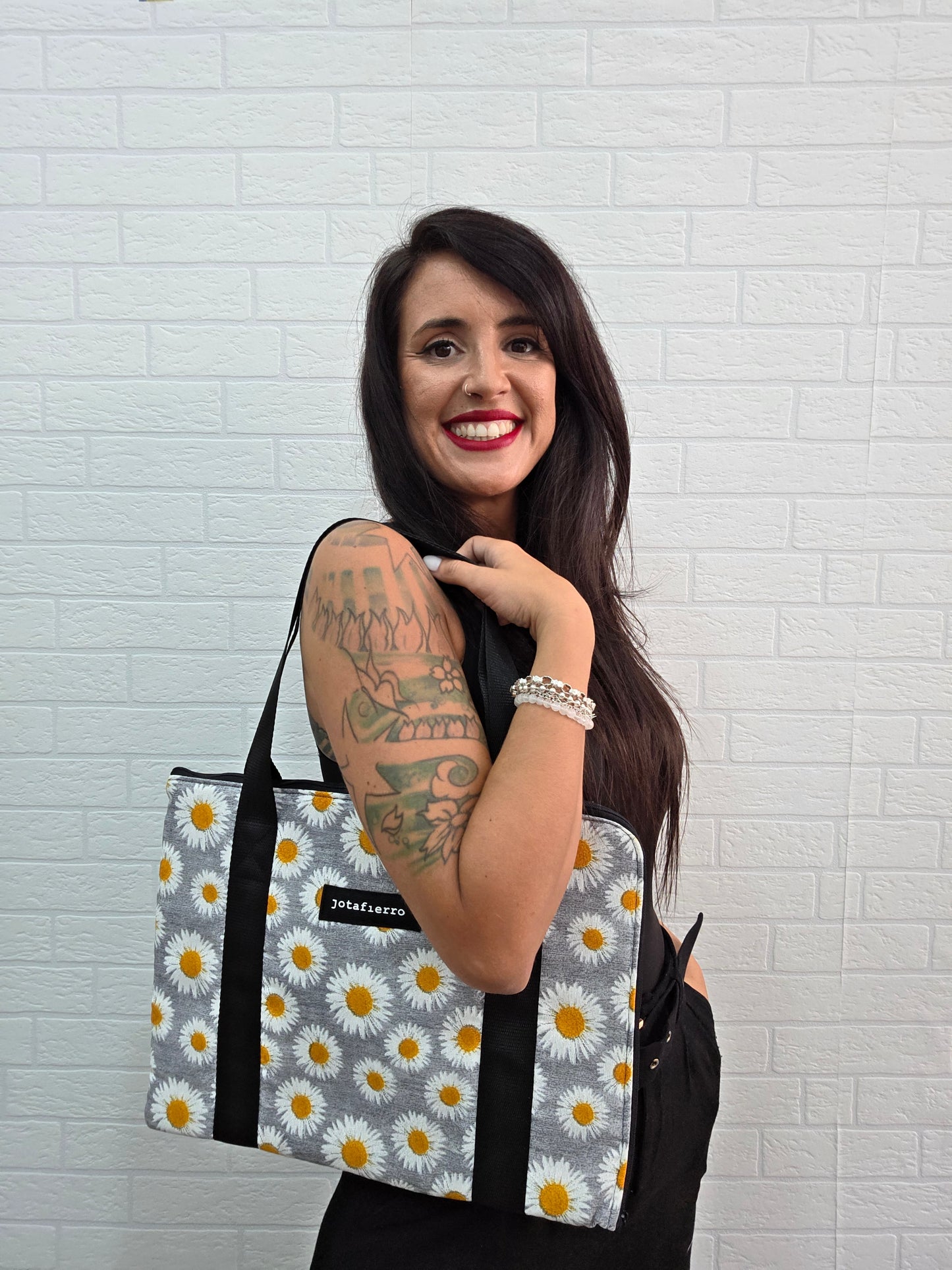 FUNDA PC /BOLSO MARGARITA LA MORENA