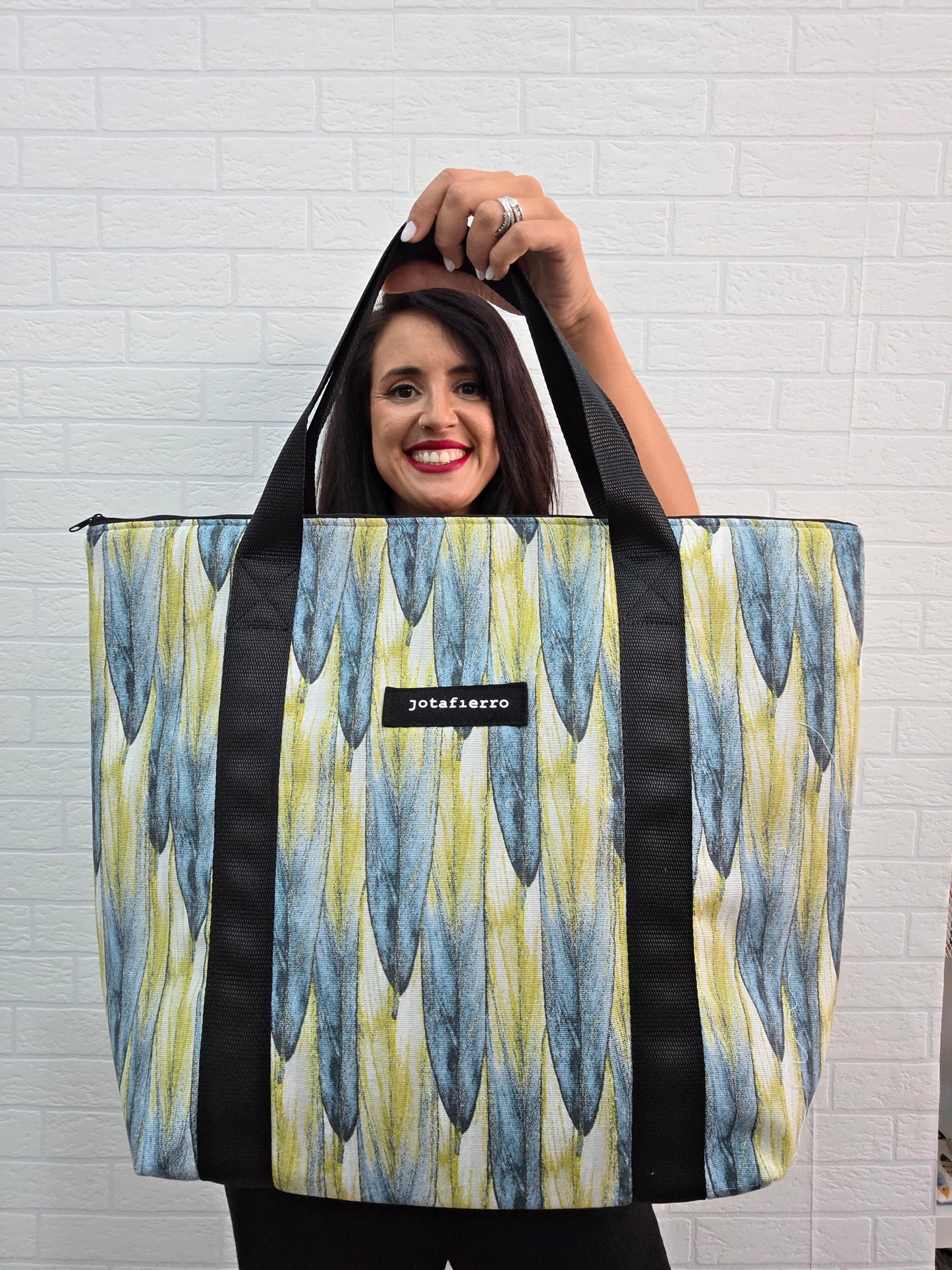 TOTE PREMIUM AVE MARÍA