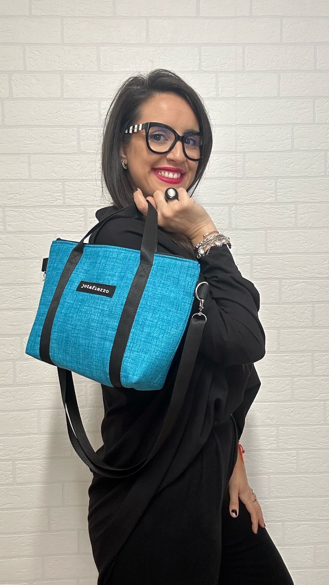 BOLSO MIDI-TU BOLSO FAVORITO AZUL CYAN