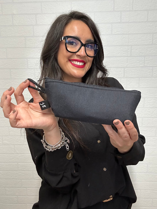 ESTUCHE NEGRO