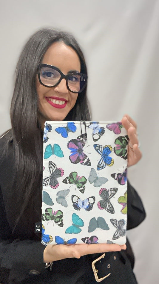 FUNDA DE LIBRO MARIPOSAS