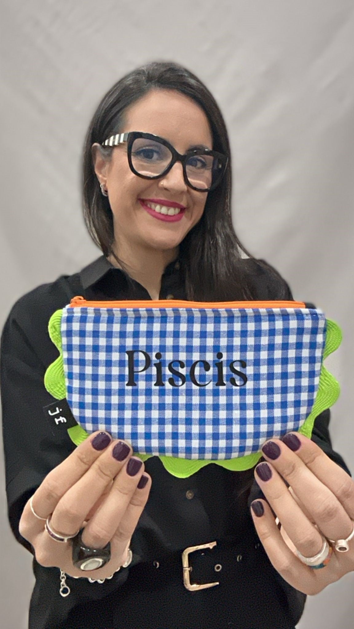 PISCIS-CARTERA HORÓSCOPO